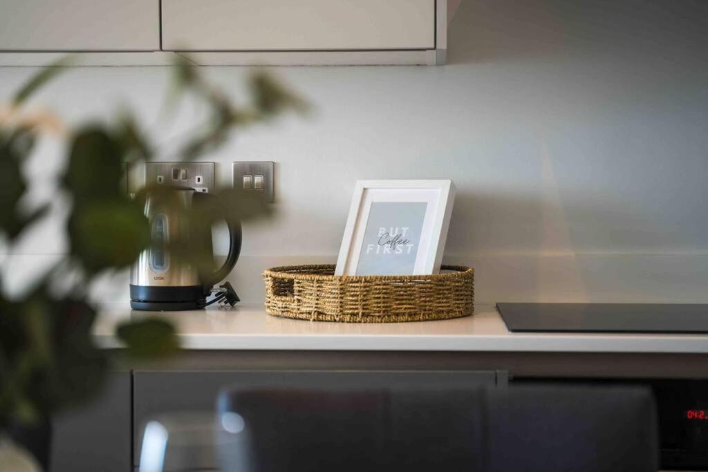 Beautiful Beach Side Apartment Torquay Extérieur photo